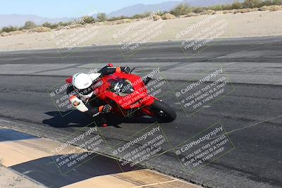 media/Dec-01-2025-Moto Forza (Mon) [[2daa91e15f]]/1-Advanced Group/Session 4 (Turn 10 Inside)/